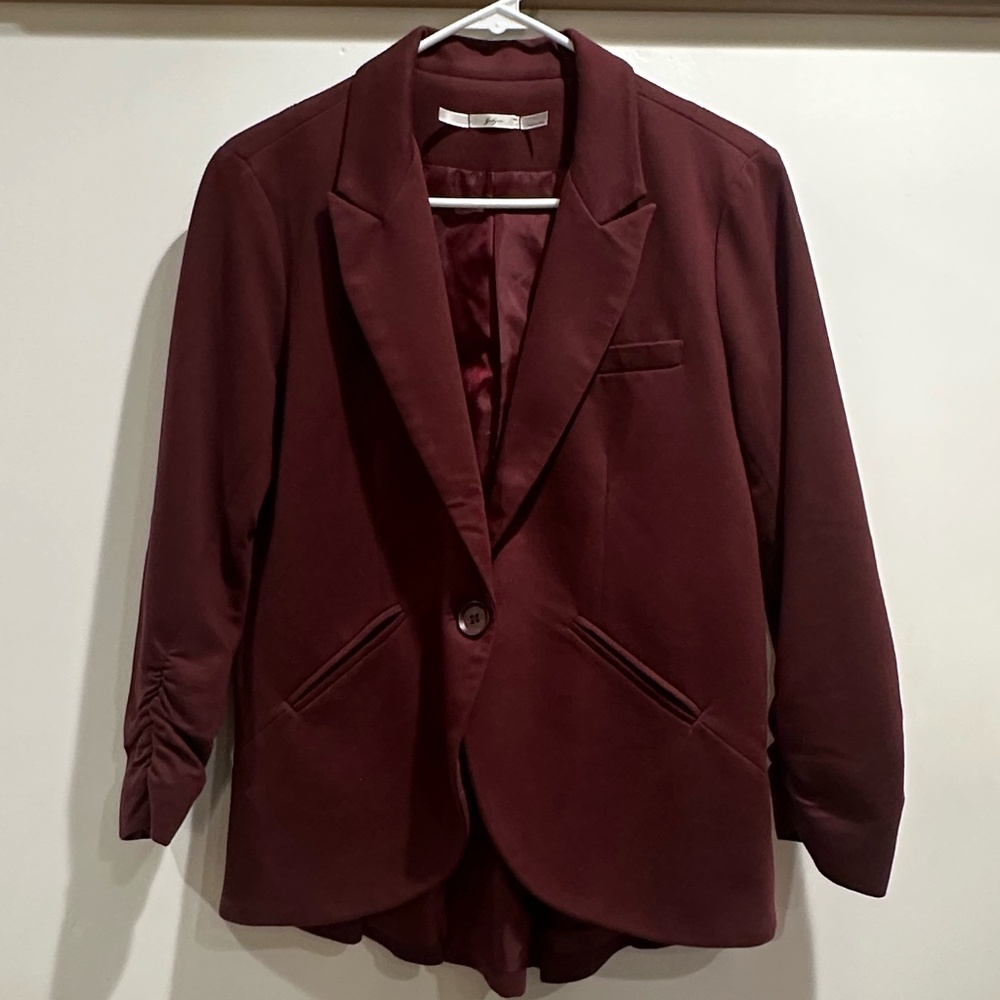 Gibson Maroon Peplum Blazer with Ruched Sleeves